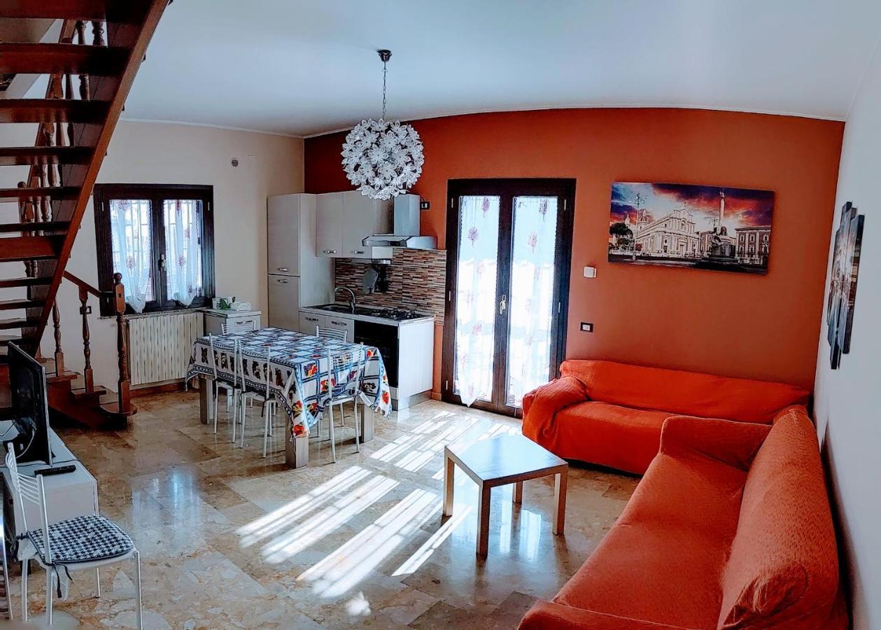 Casa Vacanze Volpe Dell'Etna نيكولوسي المظهر الخارجي الصورة